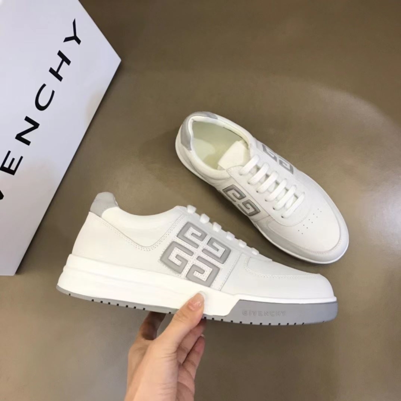 Givenchy Sneakers